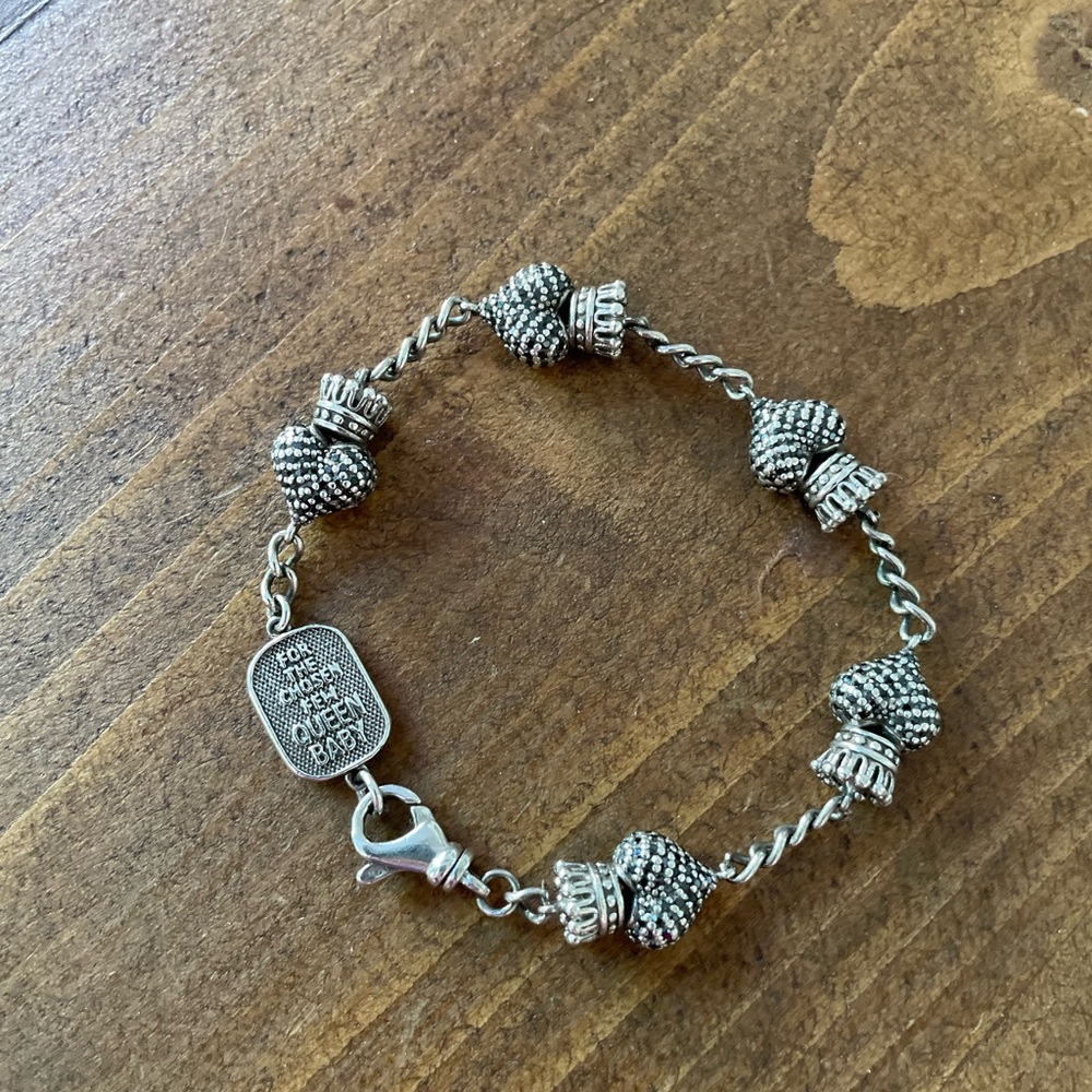 Stunning Silver Crown Heart Bracelet
